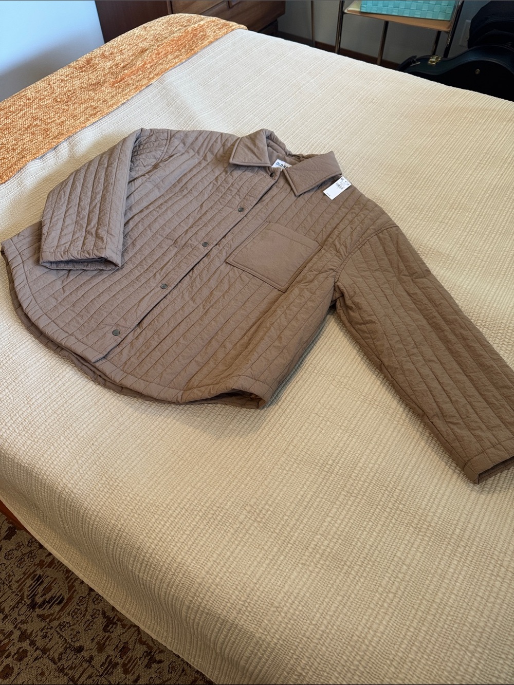 Old Navy Quilted Button-Front Puffer Jacket in Taupe (NWT)